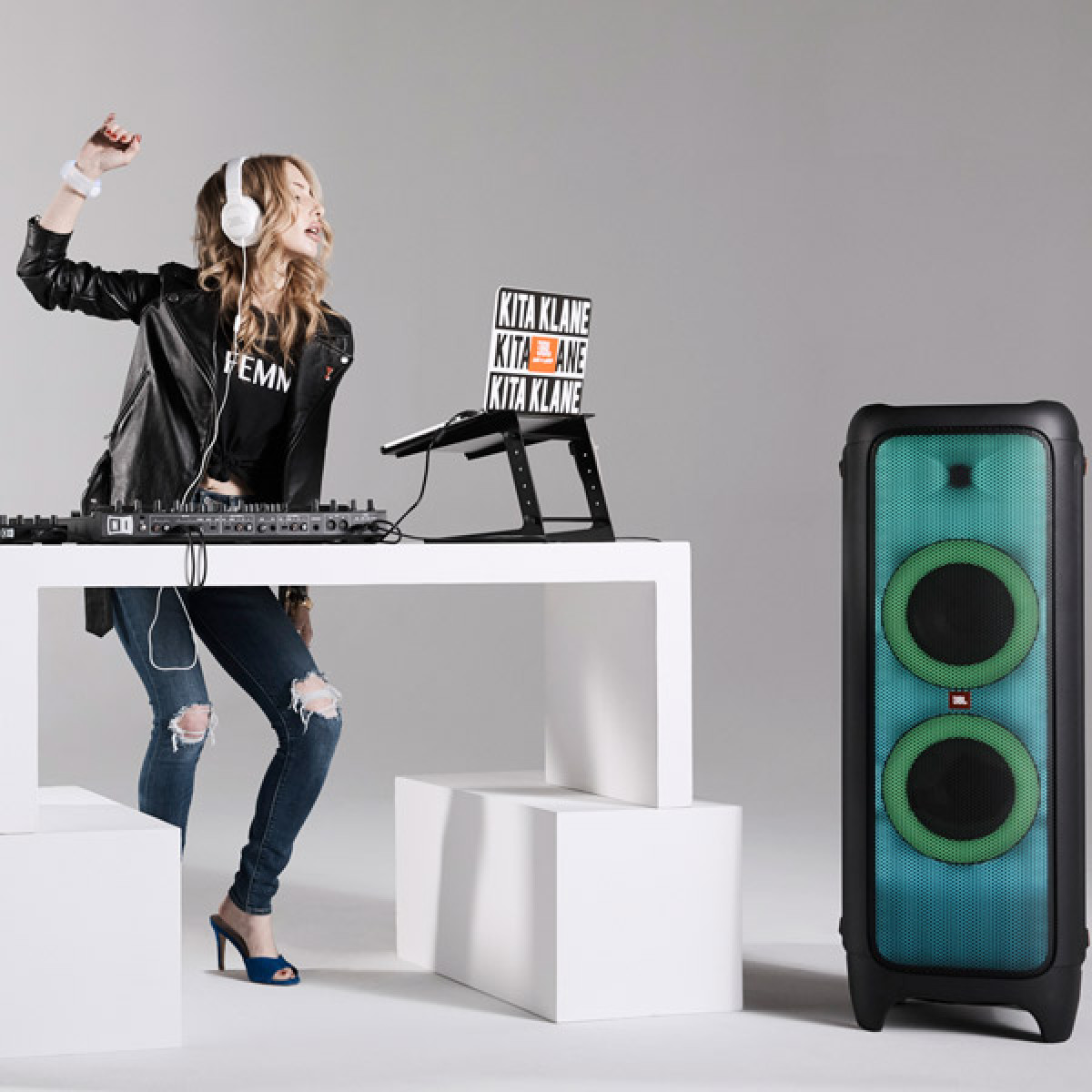 Музыкальная система Midi JBL PartyBox 1000